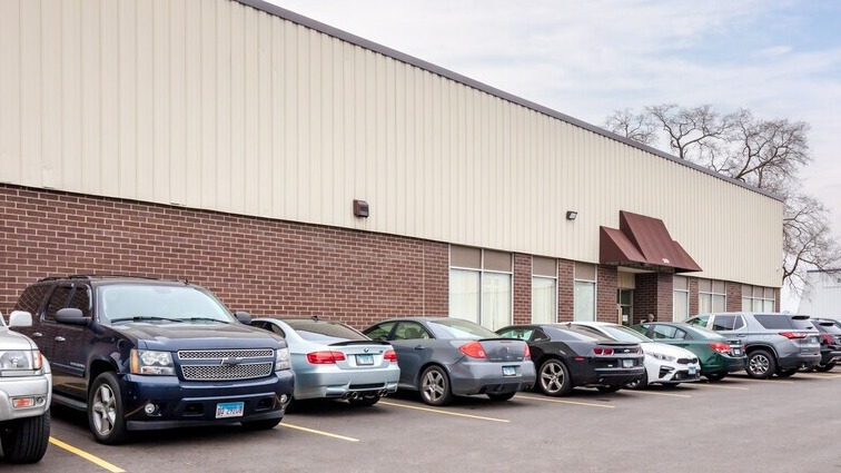 Axis Warehouse warehouse facility